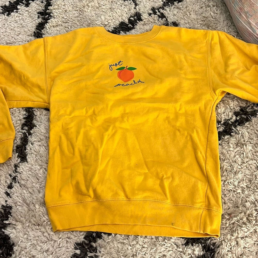 Kohl’s “Just Peachy” Sweatshirt Size Small